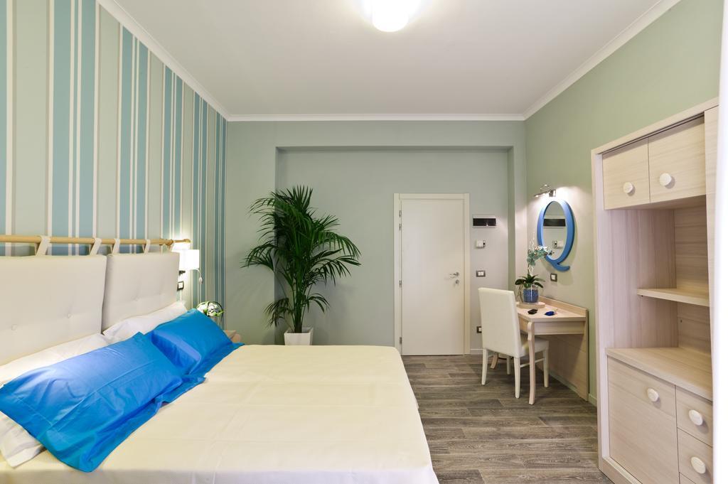 Hotel Turquoise Чезенатико Номер фото