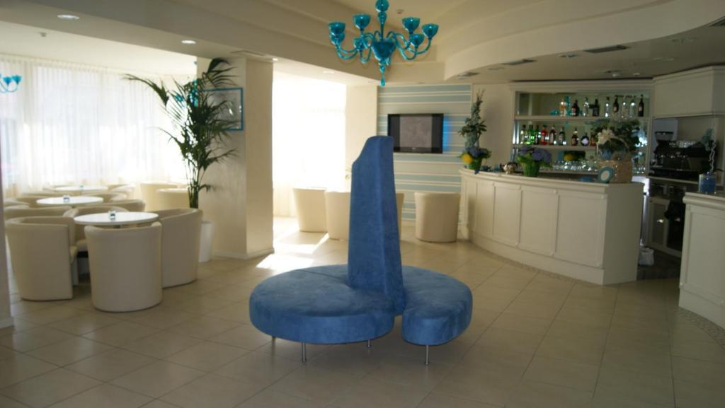 Hotel Turquoise Чезенатико Экстерьер фото